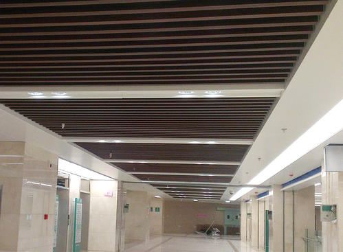 鋁扣板和鋁方板-鋁扣板怎么折板