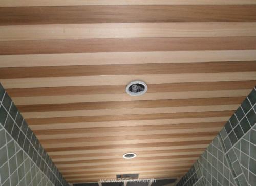 鋁扣板吊頂四周板-客廳鋁扣板吊頂?shù)娜N常見類型效果圖