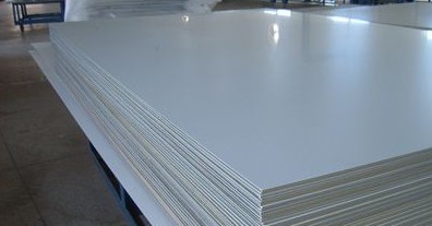 鋁扣板的優(yōu)勢-型材鋁方通廠家跟你講用型材鋁方通吊頂?shù)娜齻€緣故