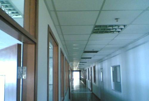 鋁合金隔墻鋁扣板-微孔鋁扣板有什么優(yōu)勢(shì)