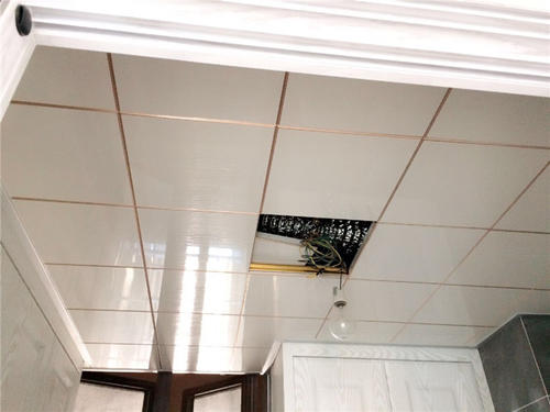 福州集成吊頂報價-廣州鋁天花廠家來告訴你集成吊頂鋁扣板怎么拆