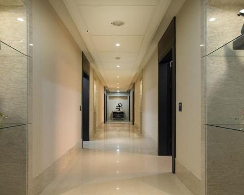 集成吊頂鋁材鋁扣板生產(chǎn)商-工程鋁扣板生產(chǎn)廠家問鋁天花板吊頂種類有哪些