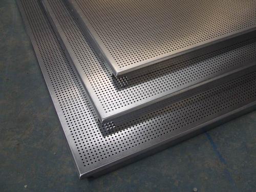 貴港鋁扣板-安裝鋁扣板吊頂一平方多少錢