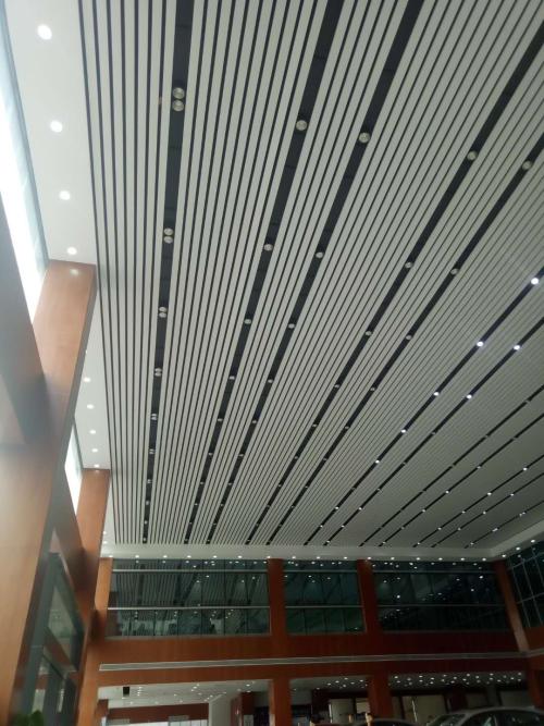 鋁扣板裝飾材料-房頂裝飾材料鋁扣板-裝飾材料細(xì)鋁扣板