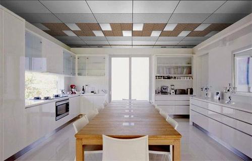 集成傳統(tǒng)吊頂-集成吊頂的四大優(yōu)勢你知不知道