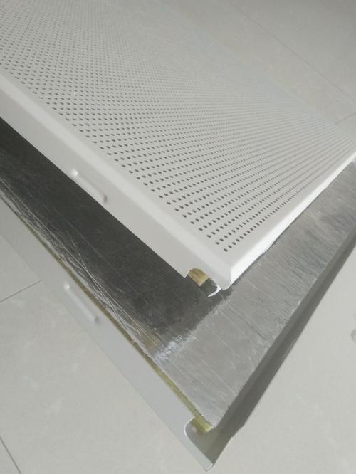 纖維鋁扣板價格-鋁扣板批發(fā)廠家來介紹