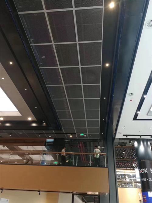 黑色集成吊頂效果-集成吊頂裝飾技巧