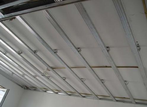 鋁扣板廠的電話-佛山鋁扣板廠家直銷電話哪里找