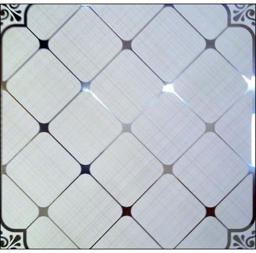 鋁扣板吊頂四周板-鋁扣板批發(fā)廠家叫你跌級鋁扣板吊頂驗(yàn)收要這樣做