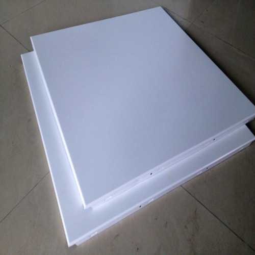 微孔鋁扣板廠家-穿孔鋁扣板區(qū)別