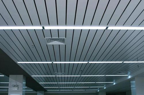 鋁條鋁扣板廠家-加油站鋁條扣特點有哪些