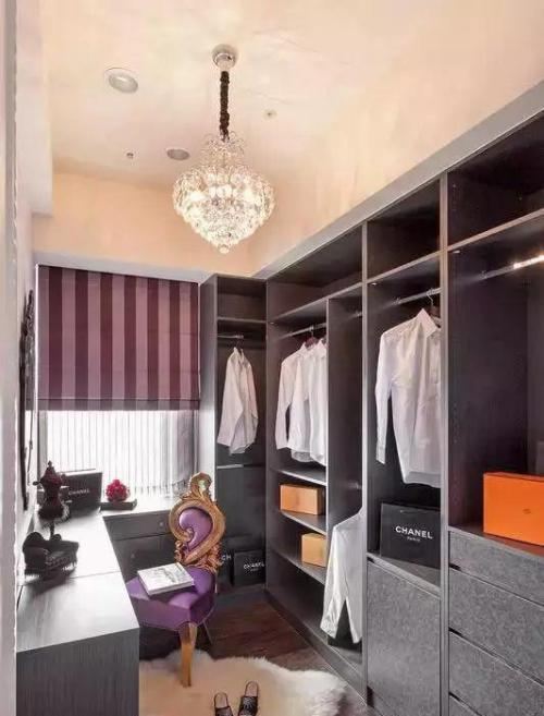 微孔鋁板是鋁扣板-機房使用微孔鋁扣板實用嗎