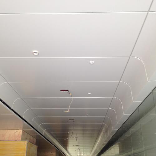 河池鋁單板網(wǎng)站-鋁單板、鋁扣板的區(qū)別分類和常用規(guī)格尺寸