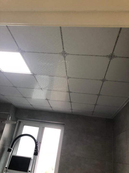 客餐廳集成吊頂價(jià)格表-為什么說(shuō)集成吊頂適合家庭裝修