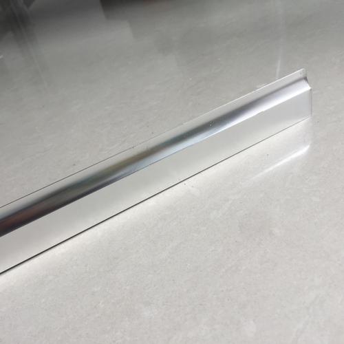 鋁扣板吊頂邊腳-來廚房鋁扣板吊頂廠家這看看吧