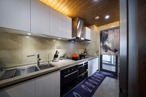 哈爾濱鋁扣板-白色弧形鋁單板打造哈爾濱歌劇院的柔和曲面外觀