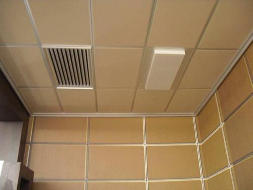 集成鋁扣板吊頂哪家便宜-跟著鋁扣板批發(fā)廠家看看集成吊頂購買小秘訣