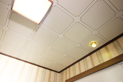古典鋁扣板吊頂-走廊通道鋁扣板吊頂廠家分析你聽(tīng)