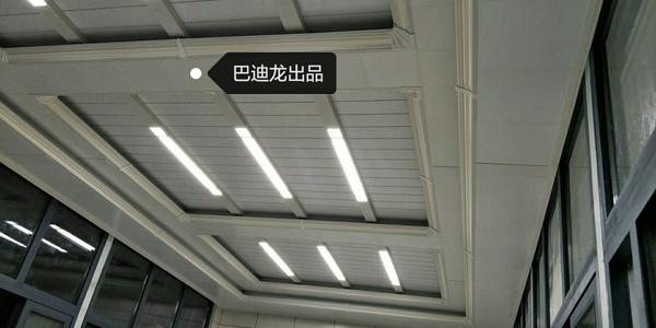 墻頂鋁扣板效果圖-跟著廚房鋁扣板吊頂廠家看風(fēng)格