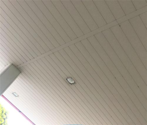 柳州鋁扣板廠家-廣西柳州醫(yī)藥與佛山美利龍鋁扣板工程