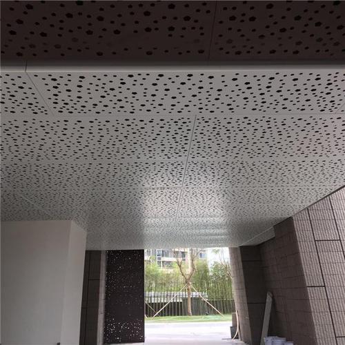 鏤空鋁扣板圖片-天津高端美容會所使用鏤空鋁單板、鋁方通