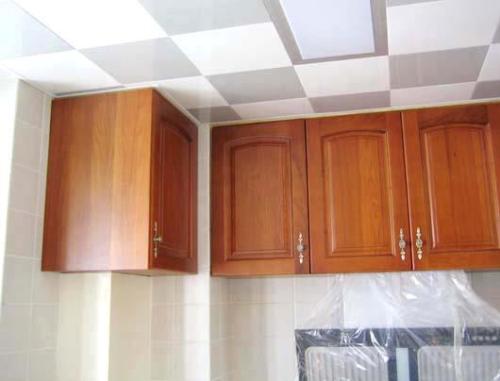 周口鋁扣板生產(chǎn)廠家-集成吊頂鋁扣板材料怎么選