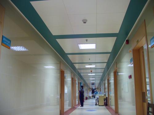 ?？阡X單板廠家-跟著佛山鋁天花廠家就知道