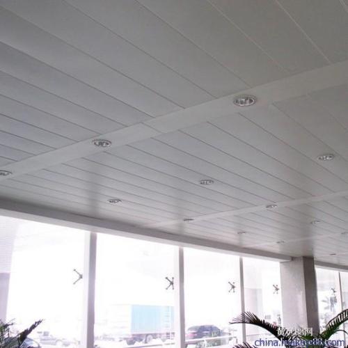 長(zhǎng)條鋁扣板吊頂材料-條形鋁扣板吊頂材料-鋁扣板吊頂材料邊條