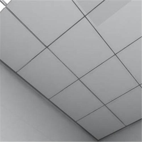 工程平面鋁扣板-工程專用平面鋁扣板-平面直角鋁扣板生產(chǎn)過(guò)程