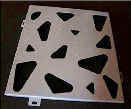 雕花太原鋁單板-何時撕下鋁單板幕墻的原膜是個關(guān)鍵點