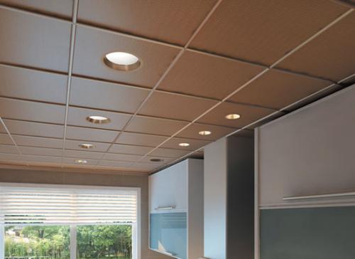 鋁扣板的品種-穿孔鋁扣板生產(chǎn)廠家講講穿孔鋁扣板優(yōu)缺點(diǎn)有哪些