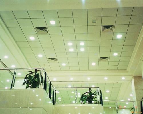 吊頂鋁扣板有幾種材質(zhì)-鋁扣板有哪幾種材質(zhì)的-鋁扣板鋁天花材質(zhì)有幾種