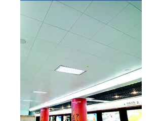 地鐵吊頂用鋁扣板怎么樣？聽鋁扣板生產(chǎn)廠家分析一把！
