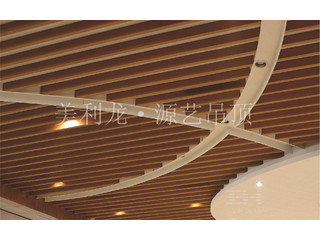 鋁方通吊頂使用壽命有多久？價(jià)格貴不貴？想知道就看過來了！