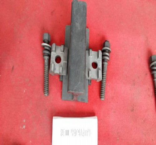 護(hù)軌鋁扣板-衛(wèi)生間鋁扣板吊頂廠家來(lái)講講衛(wèi)生間吊頂怎么裝