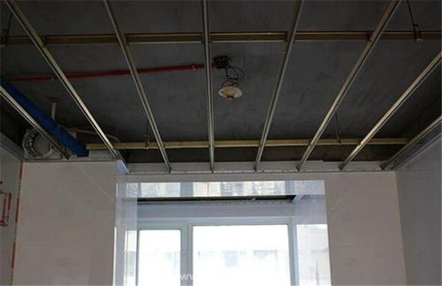 鋁扣板商場-鋁扣板批發(fā)廠家在哪里才能找到