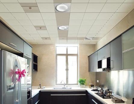 廚房用集成吊頂還是鋁扣板-廚房鋁扣板吊頂廠家來分析