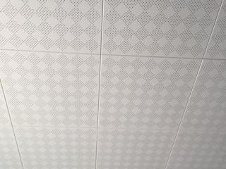 方形鋁扣板圖集-鋁扣板廠家提醒鋁扣板安裝后一定要驗(yàn)收