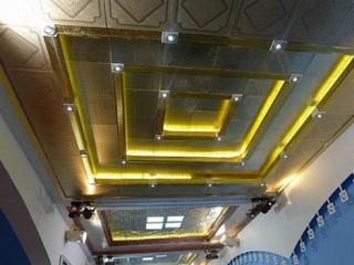 衛(wèi)生間吊頂鋁扣板價格-衛(wèi)生間鋁扣板吊頂廠家