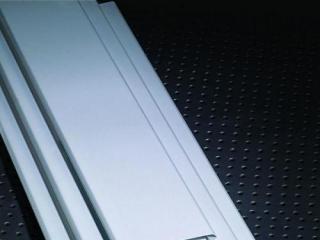 武漢鋁扣板品牌-品牌地產(chǎn)樣板房使用鋁單板、金屬屏風(fēng)