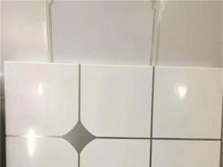 南寧鋁扣板廠家-鋁扣板批發(fā)廠家揭秘