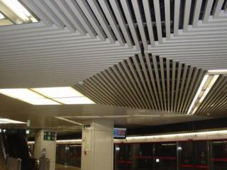 鋁扣板吊頂?shù)跸聛矶嗌?貴陽鋁扣板廠家直銷價格多少