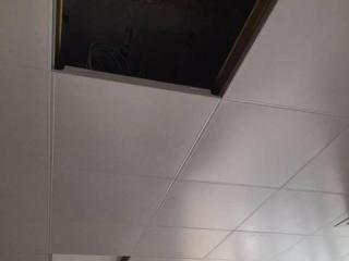 哪里賣鋁扣板吊頂-如何選購(gòu)鋁扣板吊頂品牌