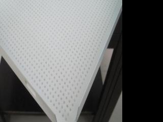 微孔鋁板是鋁扣板-微孔鋁扣板怎么選