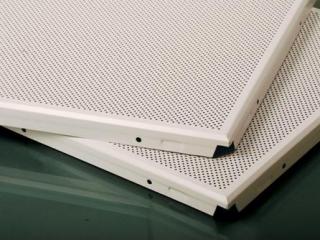 木質(zhì)集成吊頂材料-集成吊頂鋁扣板材料怎么選