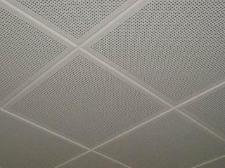 金屬墻面鋁扣板-清遠鋁扣板吊頂生產(chǎn)廠家告訴你