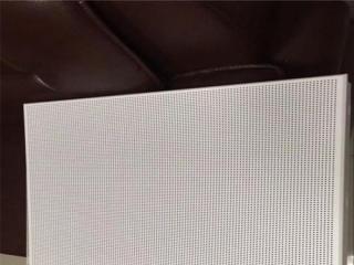 專業(yè)生產鋁扣板的廠-加油站鋁扣板吊頂?shù)膬?yōu)點