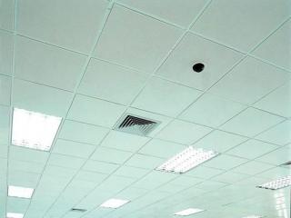 金屬鋁扣板生產(chǎn)廠-佛山鋁天花廠家淺談金屬鋁天花的優(yōu)勢(shì)